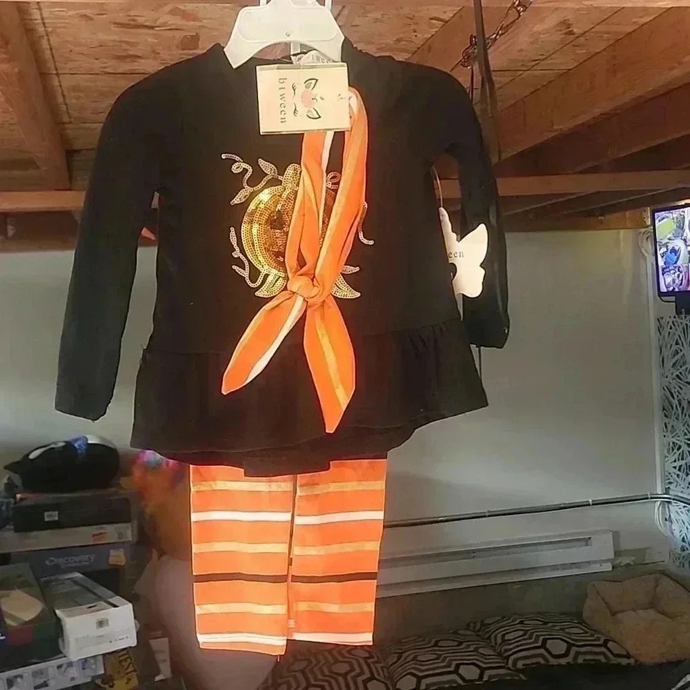 BTWEEN 3 PIECE SET FOR HALLOWEEN 12M